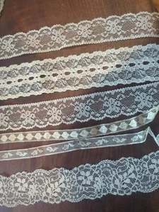 Nuevo de Lote Antiguo Crema Beige Borde de Encaje Delicado Blanco Vint 32 Yardas 6 Piezas 1.5" 1.25" .5" Y - Imagen 1 de 2