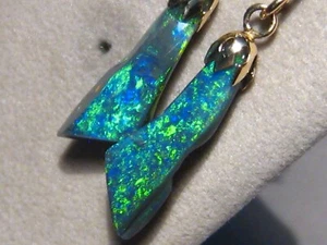 Pendientes colgantes de ópalo negro de 7,6 quilates, oro amarillo de 14 k, forma libre - Imagen 1 de 14