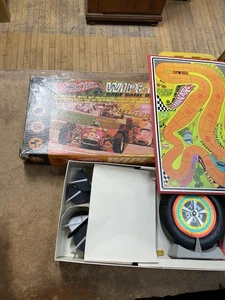 Tablero de juego de carreras Hot Wheels Wipe Out vintage Mattel 1968 ¡Completo! - Imagen 1 de 18