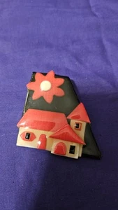 Black And Red House Pins von Lucinda - Bild 1 von 2