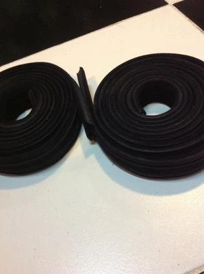 DATSUN J13 620 720 320 520 521 JUNIOR WINDOW DOOR GLASS Channel Felt Run Ruber - Image 1 of 4