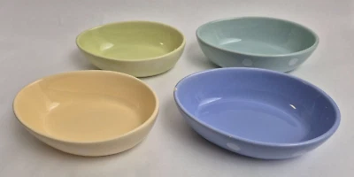 Williams Sonoma Huevo de Pascua Manchado Cuencos Lunares Pastel Ovalado Juego de 4 Foto 1 de 4