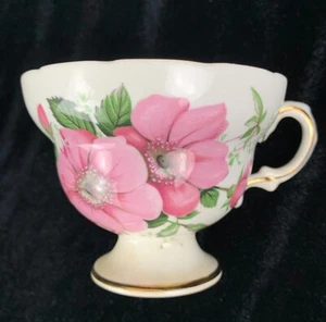 1960s Royal Seagrave Tea Cup Only RGV5 Pink Roses Bone China Gold Trim Excellent - Picture 1 of 7