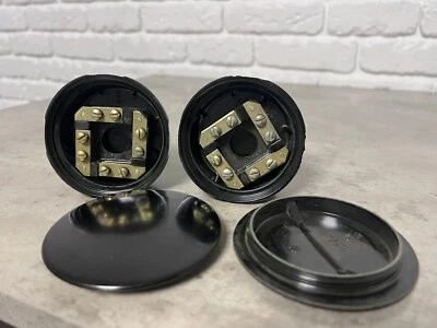 Juego de 2 piezas vintage baquelita negra redonda caja de conexiones eléctricas URSS stock antiguo excelente Foto 1 de 4