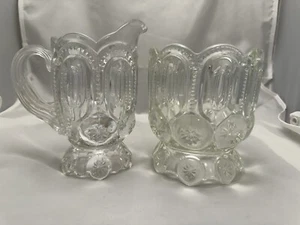 ADAMS Co. Palace Klar EAPG Glas Mond Stern Milchkännchen Krug & Offener Zuckerlöffel - Bild 1 von 9