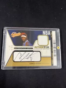 Fleer Authentix AJA-CA 2003 #34/50 Carmelo Anthony parche de novato automático radiocontrol All Star - Imagen 1 de 3