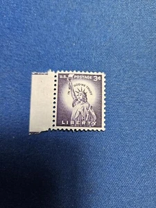 US Stamp 3 Cent Statue of Liberty Purple Mint Never Hinged - Picture 1 of 2