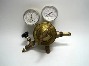 Victor VTS 450D Compressed Gas Regulator 3000 PSIG Max Inlet - Picture 1 of 3