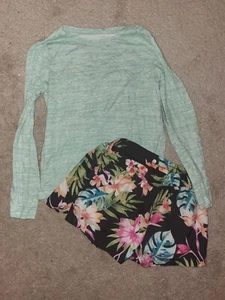 Old Navy Active Go-Dry Running Shorts Sz L 10-12 Hawaiian Lined + Tee Outfit - Picture 1 of 3