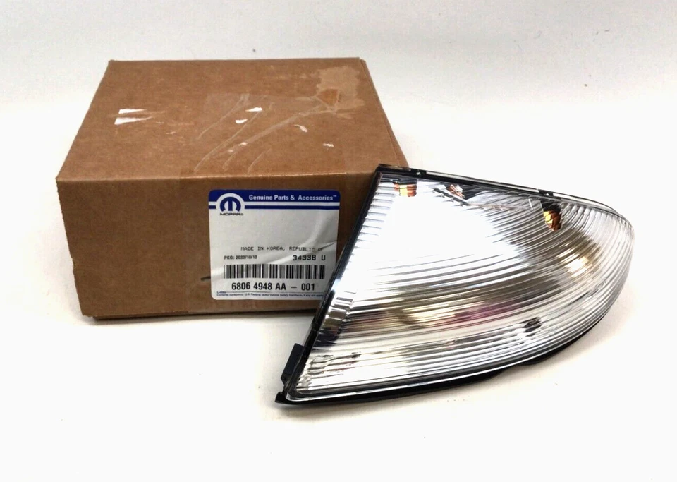 RAM 1500 2500 2009-2013 pasajero delantero derecho LED luz de señal de giro nueva OEM Foto 1 de 4