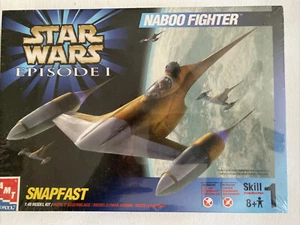 Star Wars Episode 1 Naboo Fighter SnapFast Maßstab 1:48 Modellbausatz 30117 AMT/Ertl - Bild 1 von 2