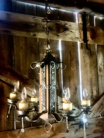 VINTAGE ANTIQUE ARTS AND CRAFTS HAMMERED LIGHT FIXTURE HANGING CHANDELIER Cover