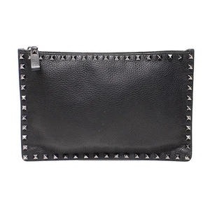 Valentino Pochette Clutch en Cuir de Veau Stampa Noir avec Studs 38682664 - Picture 1 of 8