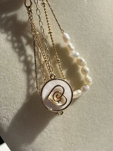 Bracciale Demdaco Cuore Moneta Tono Oro Perle Bracciale 9,5” - Foto 1 di 4