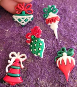 +Christmas Tree Ornaments Thumb Tacks Push Pins - 5pc Set - Fun & Unique! - Picture 1 of 4