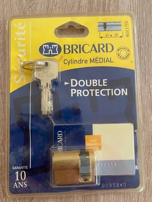 Cylindre médial BRICARD 10+30 + 4 Clés  Sécurité+ carte - Photo 1/3
