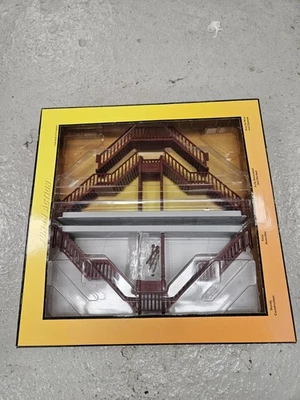 MTH Railking O gauge 30-9053  Pedestrian Crosswalk Bridge - Image 1 of 2