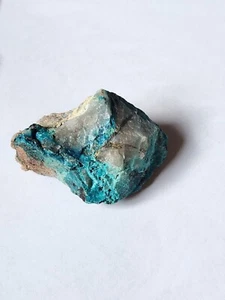 Chrysocolla in Quartz - Picture 1 of 6