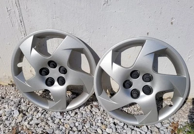 Колпак ступицы Pontiac Vibe 16 дюймов (2) для 2004-2007 - Изображение 1 из 2