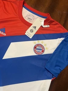 Neu mit Etikett Adidas Bayern München 22/23 Prematch Trainingstrikot Fußball Large - Bild 1 von 6