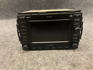 2005-2010 DODGE DURANGO CHARGER SRT-8 6 DISC PLAYER NAVIGATION GPS SCREEN OEM - Picture 1 of 10