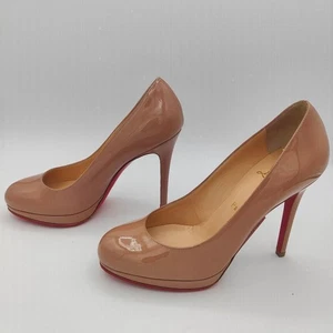 Christian Louboutin Zapatos de salón beige nude charol talla 36 US 6 - Imagen 1 de 9