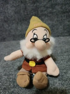 The Disney Store Snow White And The Seven Dwarfs Mini Bean Bag DOC - Picture 1 of 6