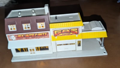 Vintage Micro Machines Ace Auto Parts Gas Station Garage Building Lights Up - Image 1 of 4