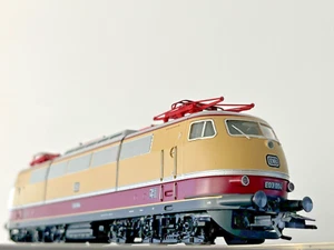 TRIX 22110 - BR 103 - DB - 2 RAILS - ANALOGIQUE+NEM - NEW ! (AD-3766) - Photo 1/21