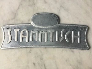 10 Stück Stammtisch Schilder Zink Druckguss zum Aufhängen Fasching Karneval - Bild 1 von 2