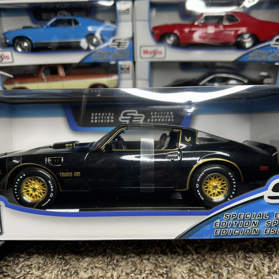 Jeep Rescue Concept Black SWAT Police Boxed Maisto 1 18 diecast