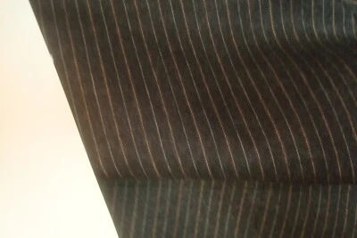 Tela de franela de lana inglesa de 4,33 yardas 120s adecuada a rayas de carbón de 9 oz 156" BTP Foto 1 de 4