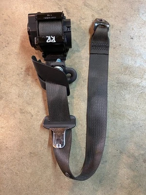 12-15 2015 Chevrolet Captiva Sport pasajero derecho trasero cinturón retractor Foto 1 de 3