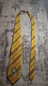 Hufflepuff House Herren Krawatte Gelbgold gestreift 63" x 4" Harry Potter Cosplay - Bild 1 von 7