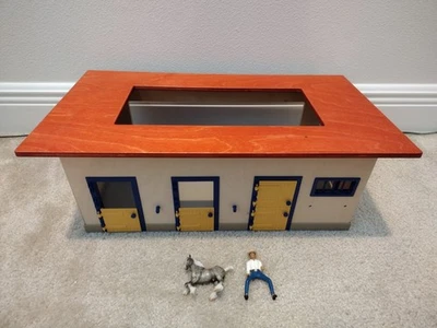 SCHLEICH 1999 grandes establos de madera para caballos granero granja retirado Foto 1 de 4