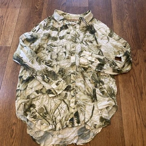 Anthropologie Pilcro grün Blumenmuster Knopfleiste Hemd Größe Medium leicht Hi Low - Bild 1 von 5