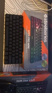 apex pro mini gen 3 wired keyboard with omnipoint switches - Picture 1 of 3