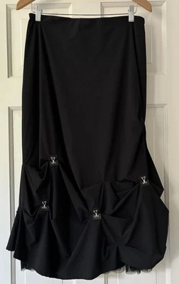 Falda convertible negra para mujer Joseph Ribkoff 12. Gancho y ojo, detalle de yute Foto 1 de 4