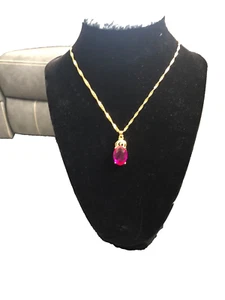 Gold Plated Pink Glass Crystal Pendant Necklace Chain Patel Pink - Picture 1 of 10