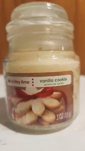Holiday Time Small 3 oz. Jar candle Vanilla Cookie Scent - Picture 1 of 2