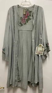 NUEVO CON ETIQUETAS KIMONO ARATA SILENT GOURNEY-Sage Verde Rayón Bordado Estilo Abierto Talla Única - Imagen 1 de 8
