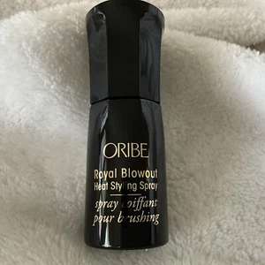 Oribe Royal Blowout Heat Styling Spray (0.67 oz/ 20 ml) Travel Size Mini - Picture 1 of 4