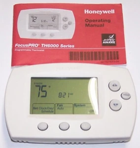 Honeywell Focus Pro TH6110D1021 Programmable Thermostat - Picture 1 of 3