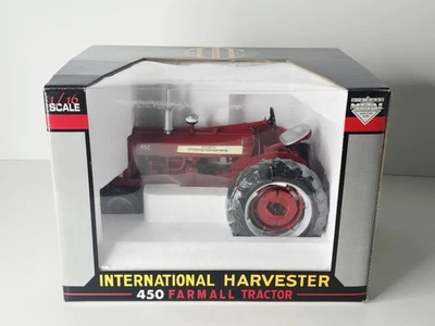 SpecCast - International Harvester 450 Farmall Tractor - 1:16 Diecast - Image 1 of 4