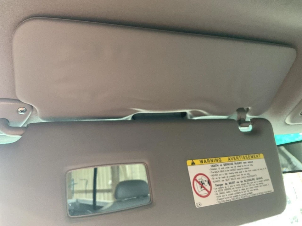 Driver Sun Visor With Illumination Limited Secondary Fits 00-03 TUNDRA 4728980 - Image 1 of 1