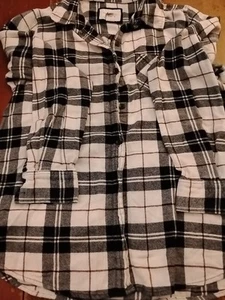 Forever 21 Sz.M White/Black/Brown Plaid Flannel Shirt - Picture 1 of 8