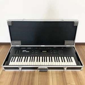 YAMAHA SY55 Synthesizer, 61 keys, with case Tested from Japan - Picture 1 of 10