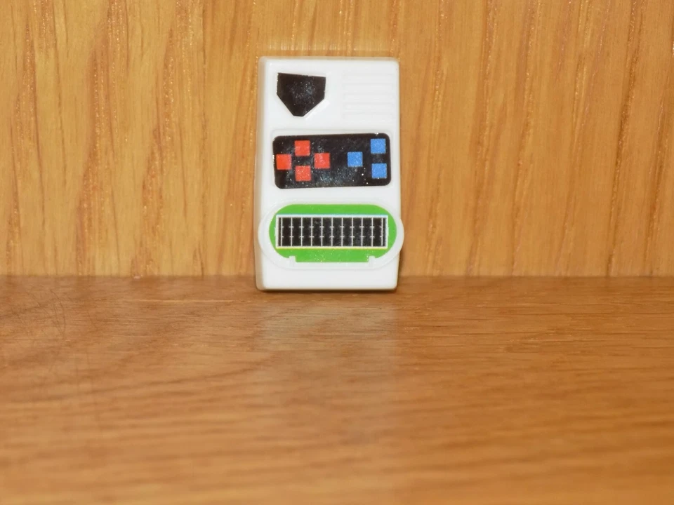 Micro Toy Box Serie 1 Miniatur Sammlerstücke Mattel elektronisches Spiel Fußball