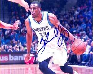 Autographed THADDEUS YOUNG Minnesota Timberwolves 8x10 photo w/COA - Picture 1 of 1
