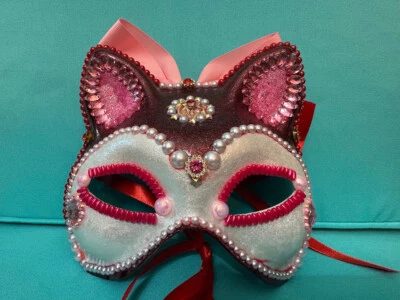 Máscara Cosplay Hecha a Mano Animal Crossing Celeste Única en Su Clase Estrás Rojo Rosa Foto 1 de 4